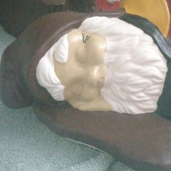 Sleeping gnome cookie jar - Picture 2 of 10